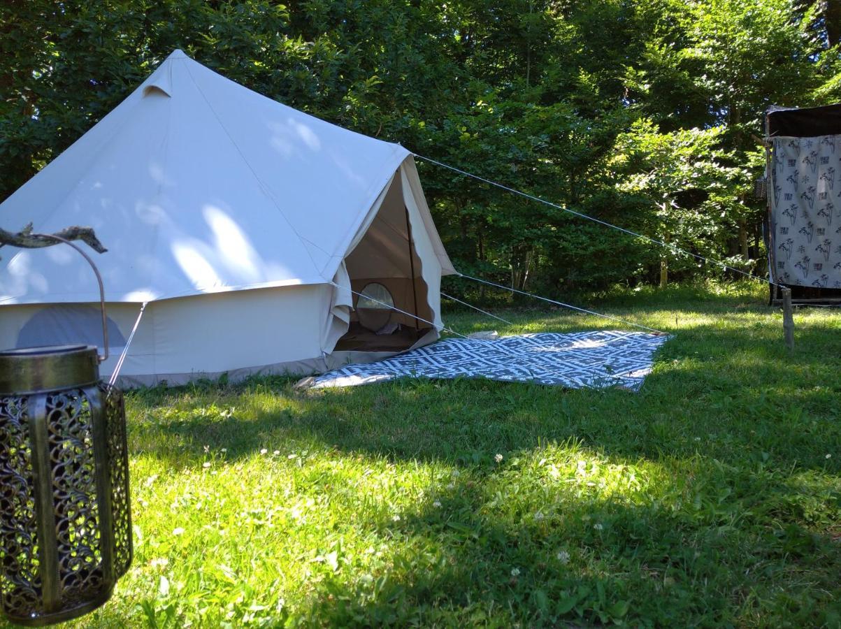 Voyage Spatio-Temporel Poussanges Zewnętrze zdjęcie